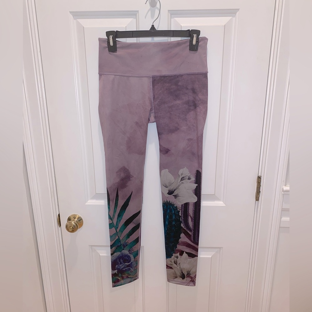 Noli Women’s Desert Rose Performance Leggings Sz M